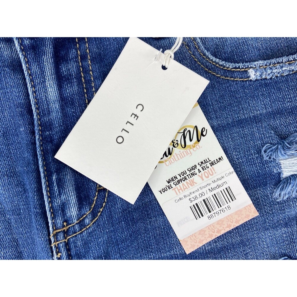 Cello Women Medium Denim Shorts Blue Distressed Boyfriend Cuff NWT - Picture 2 of 8